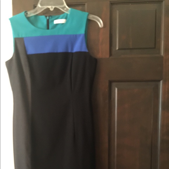 Color block dress - Picture 2 of 3